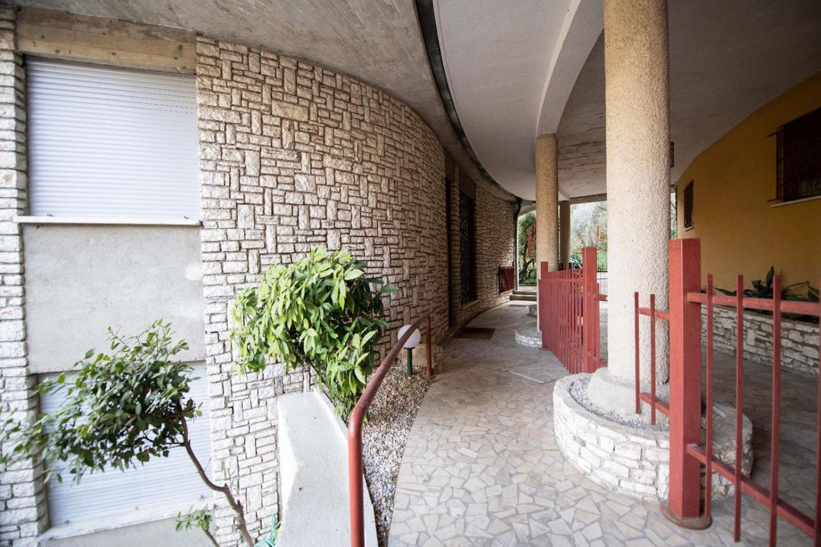 Serena Apartment *